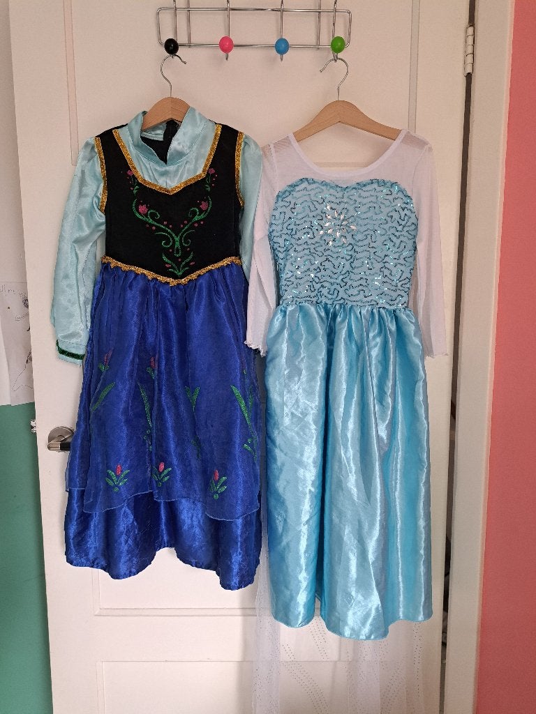 Verkleedjurken Anna en Elsa Frozen mooie kwaliteit, Ophalen of Verzenden, Zo goed als nieuw, 122 t/m 128, Meisje