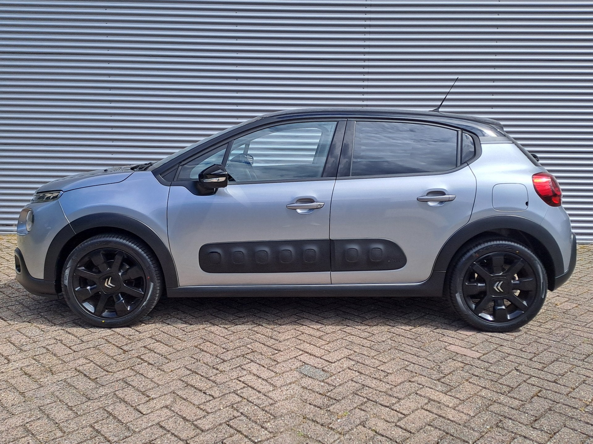 Citroën C3 1.2 PureTech S&S Shine | Cruise | AUTOMAAT | App, Auto's, 12 maanden, Gebruikt, Euro 6, 1199 cc