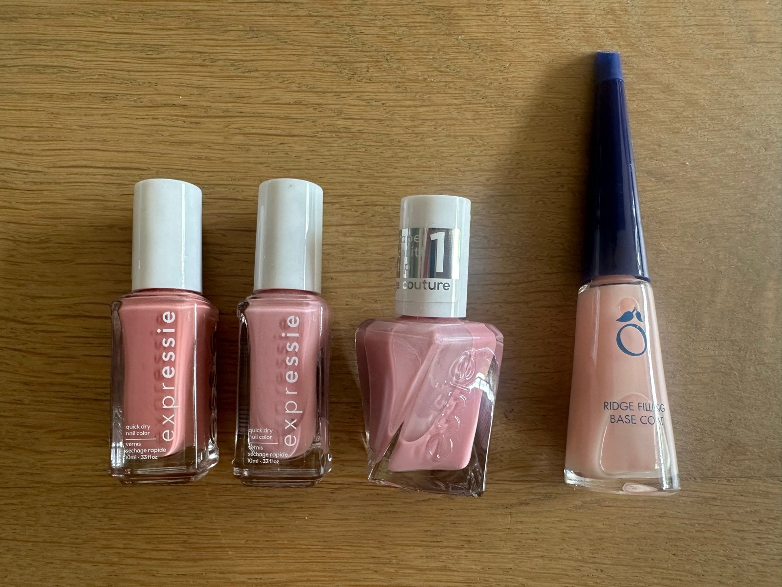Essie Nagellak Set - Roze/ nude tinten + Herome base coat, Ophalen of Verzenden, Zo goed als nieuw, Overige typen