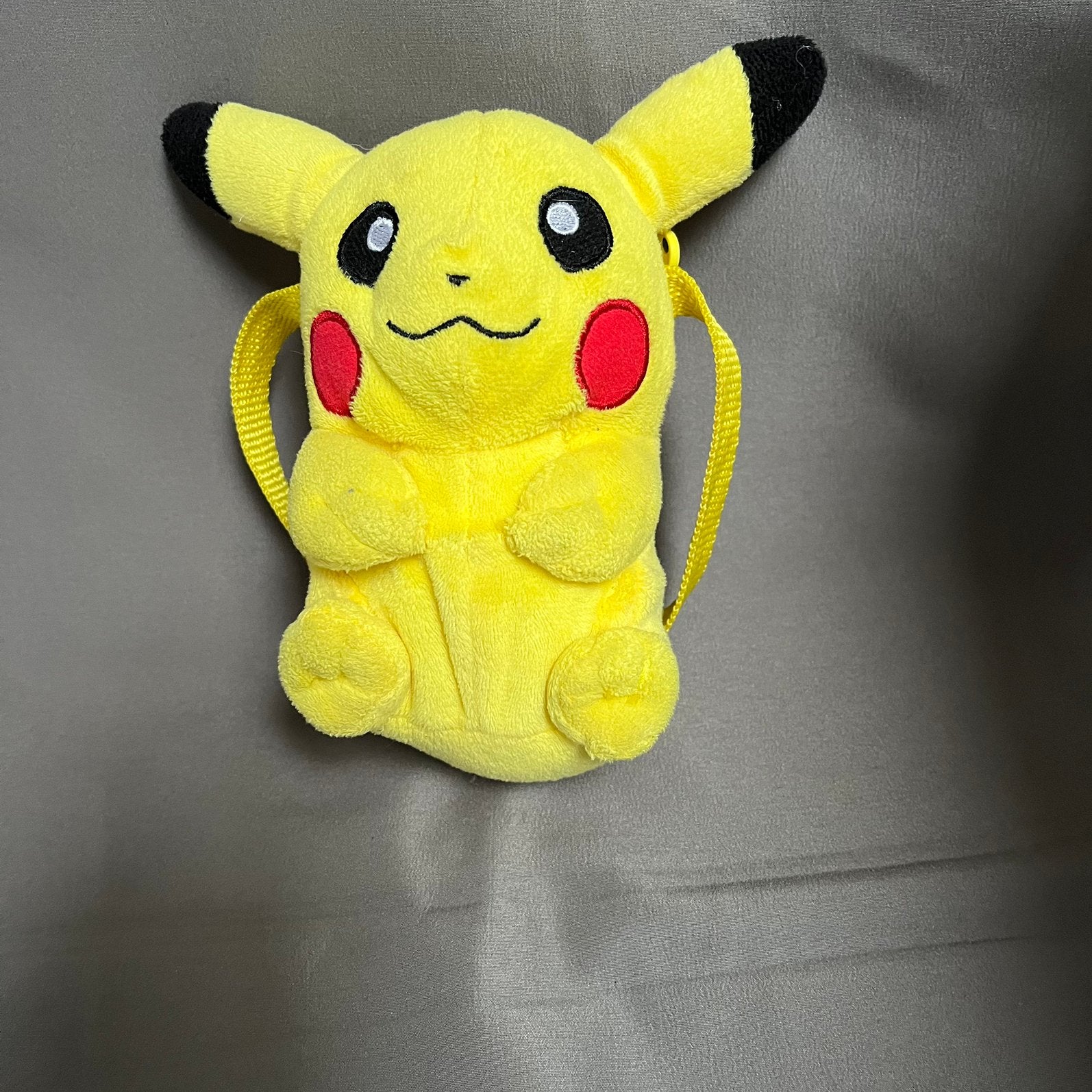 Officiële Pokémon Pikachu Pluche Tasje (2016), Ophalen of Verzenden, Overige typen