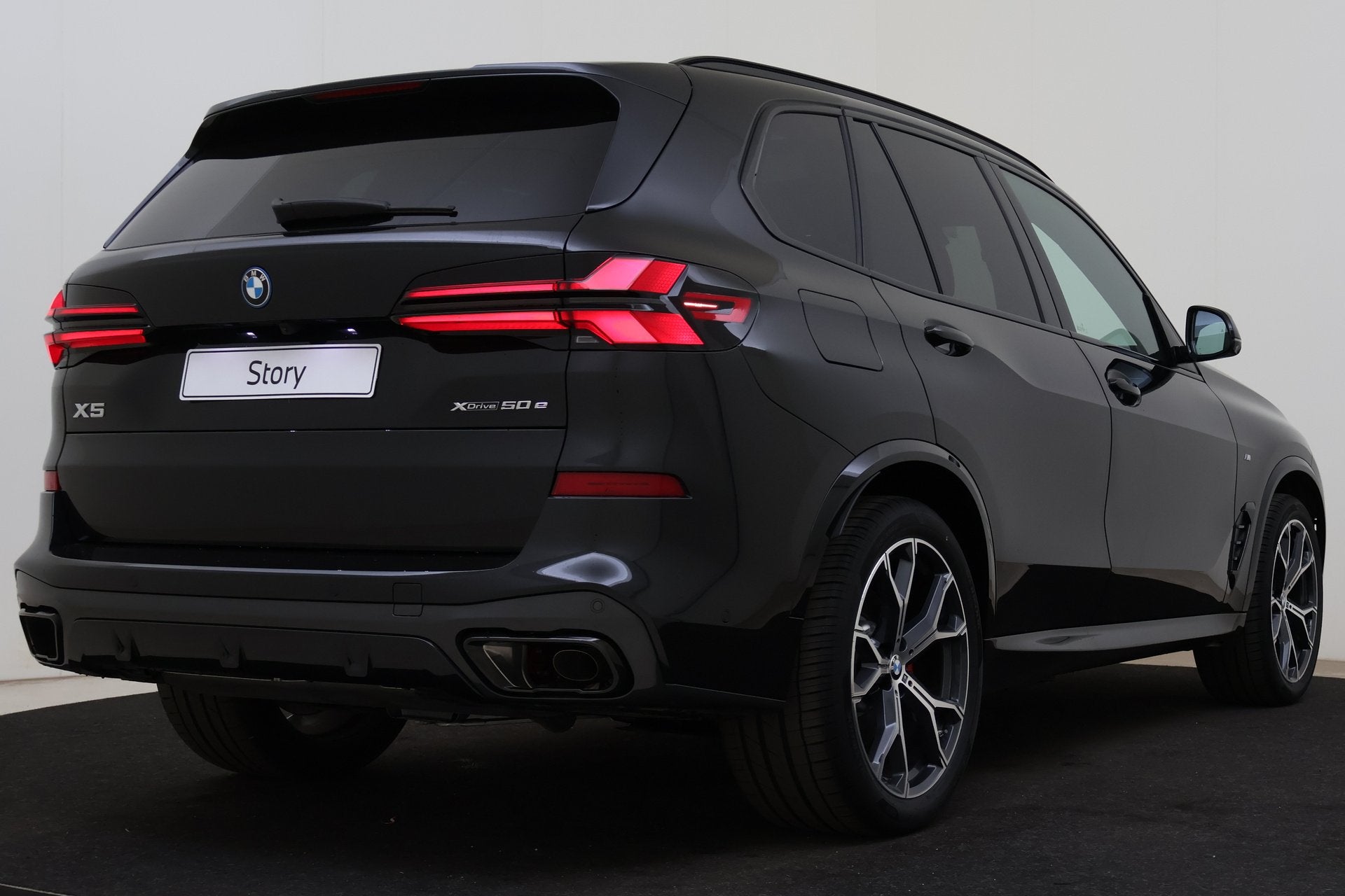 BMW X5 xDrive50e High Executive M Sport Automaat / Panoramad, Auto's, Dealer onderhouden, Gebruikt, X5, Met garantie (alle)