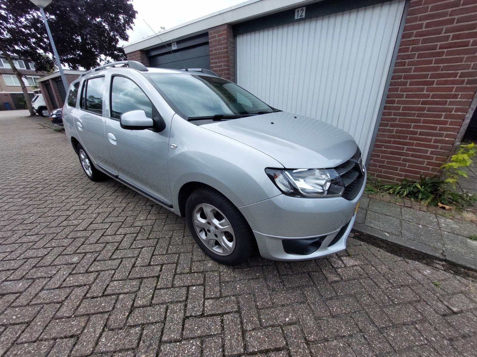 Dacia Logan 0.9 TCE MCV AUT 2016 Grijs