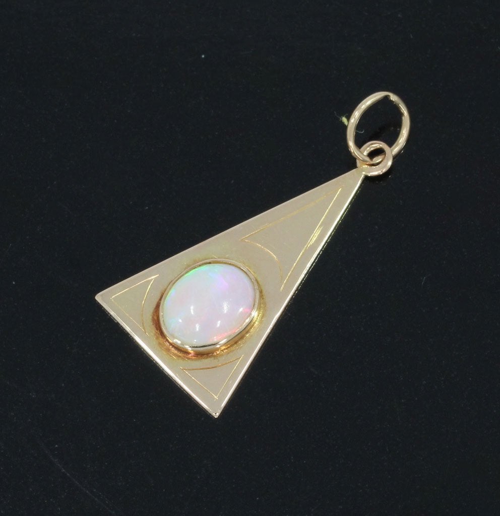 Opaal edelsteen 14k gouden ketting hanger vintage, Voordeelsieraden, Ophalen of Verzenden, Zo goed als nieuw, Met edelsteen