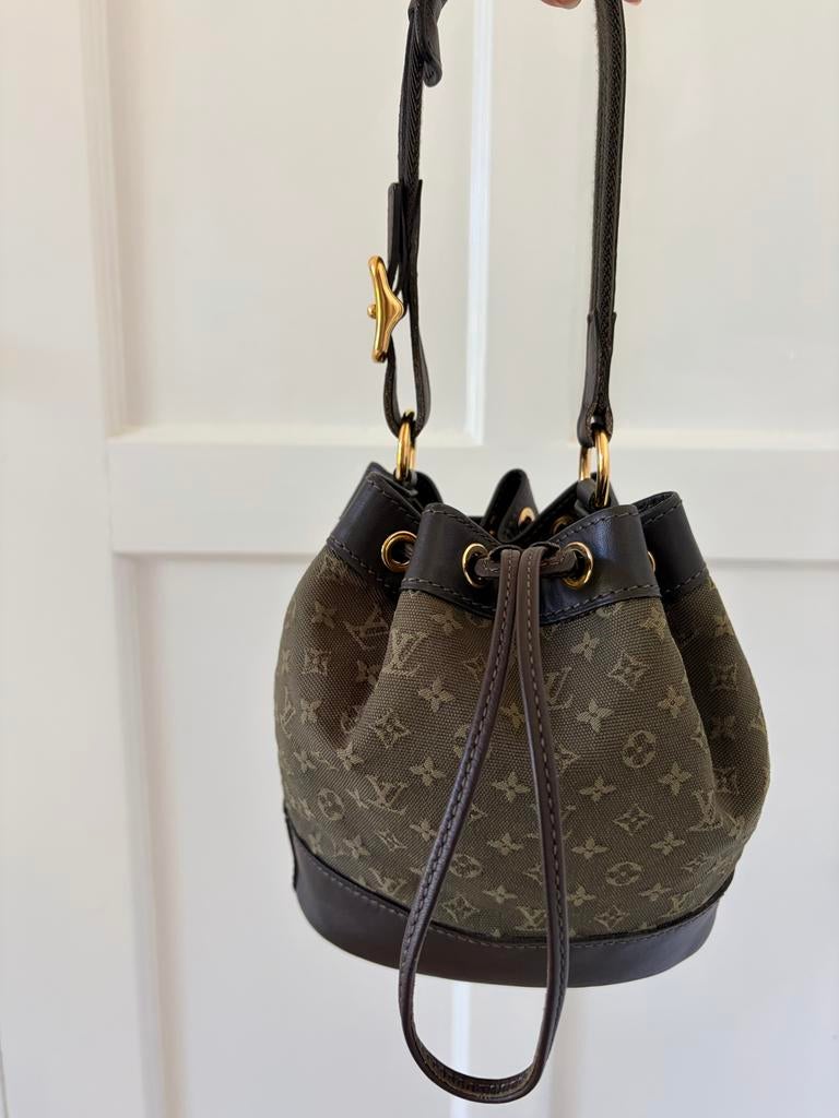 Louis Vuitton Noëlie Mini Lin Khaki Vintage 2008 nieuwstaat, Sieraden, Tassen en Uiterlijk, Verzenden, Zo goed als nieuw, Bruin