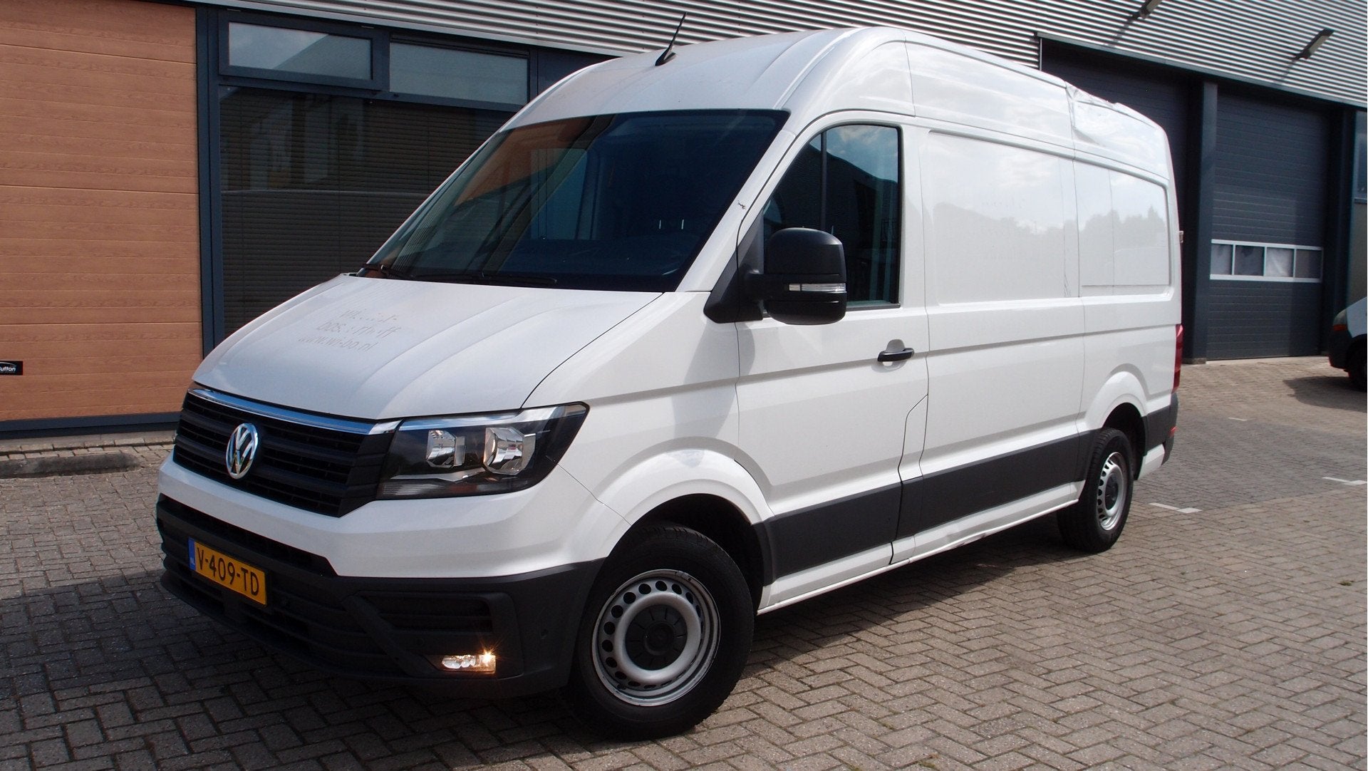Volkswagen Crafter 35 2.0 140pk automaat L3H3 Highline navi, Stof, 4 cilinders, Volkswagen, Wit