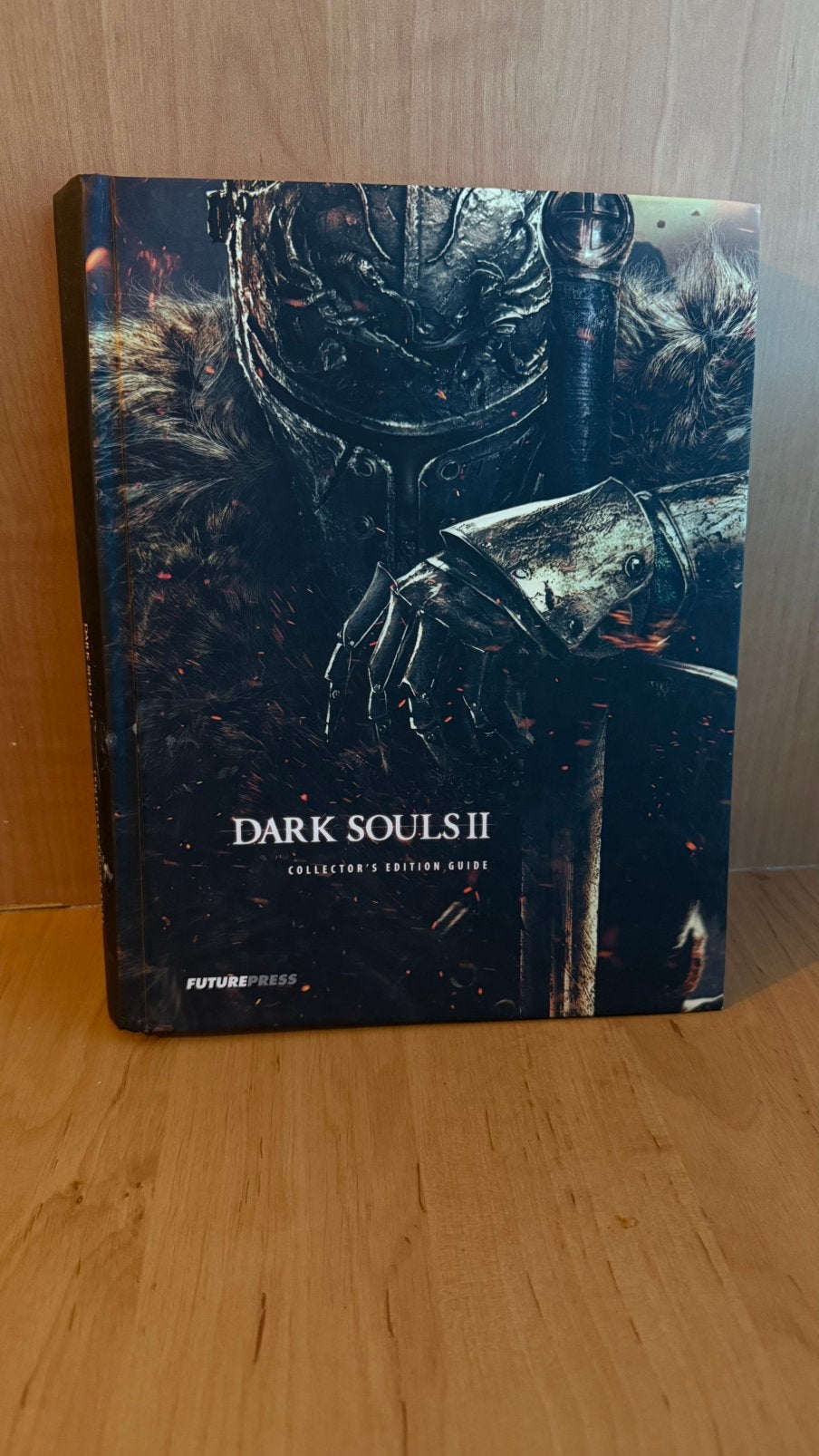 Dark Souls II collector’s edition guide, Ophalen of Verzenden, Zo goed als nieuw, Overige onderwerpen