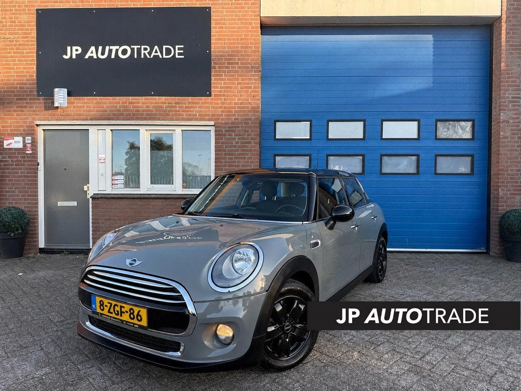 MINI Cooper 1.5 | NAP | Clima | NAV | NL Auto |, Auto's, Mini, Gebruikt, 49 €/maand, Origineel Nederlands, Bedrijf