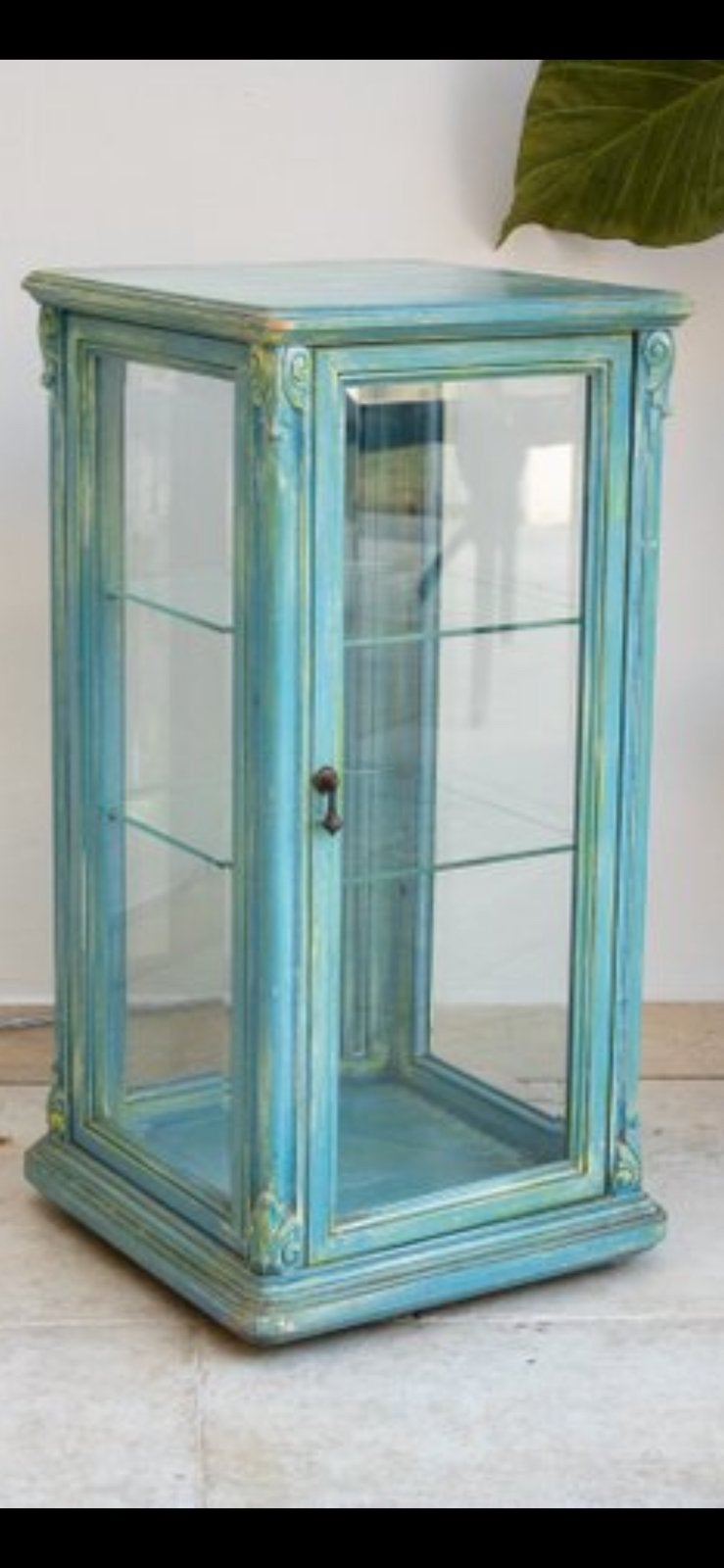 Vintage Italiaanse Vitrinekast op wielen- Charmant & Uniek, Ophalen, Minder dan 50 cm, Gebruikt, 100 tot 150 cm