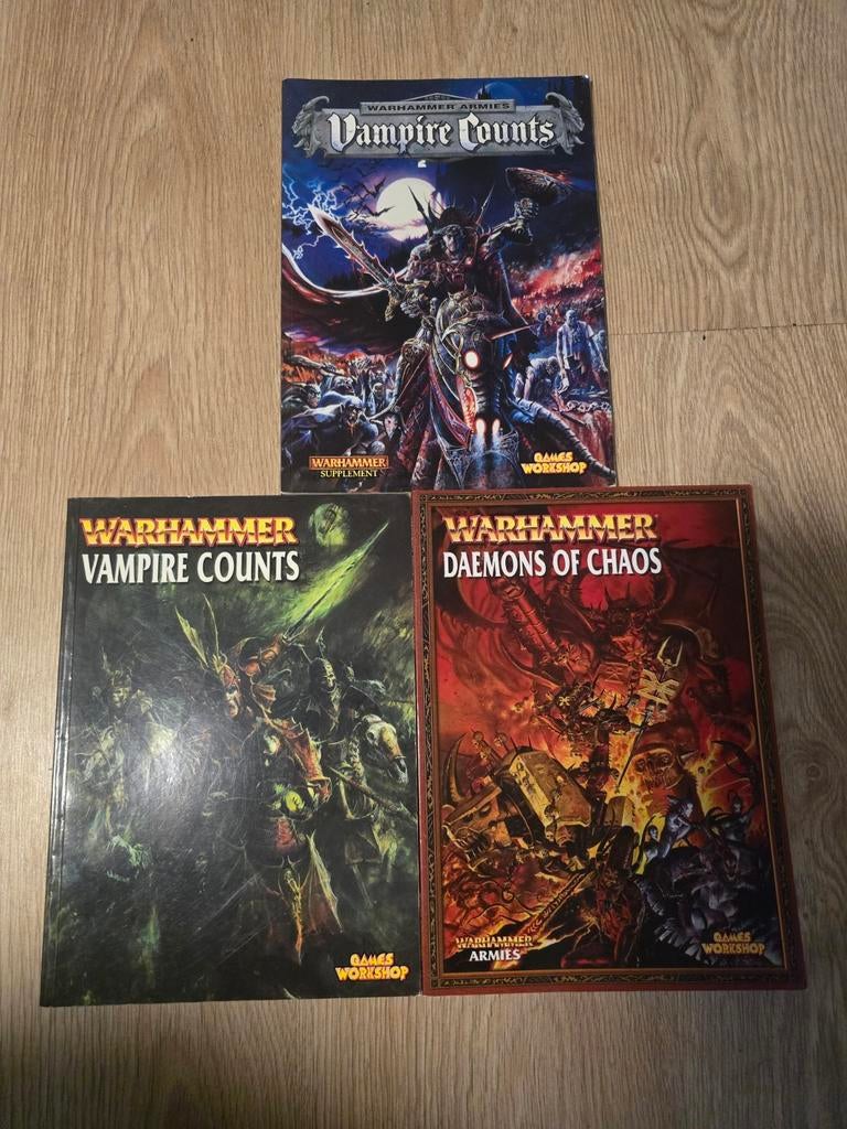 Warhammer: Vampire Counts (6e/7e) + Daemons of Chaos (7e), Ophalen of Verzenden, Gebruikt, Warhammer, Boek of Catalogus