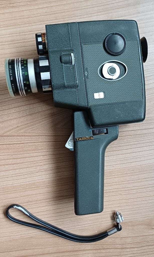 Vintage draagbare 8 mm filmcamera (Yashica), Ophalen, 1960 tot 1980, Filmcamera