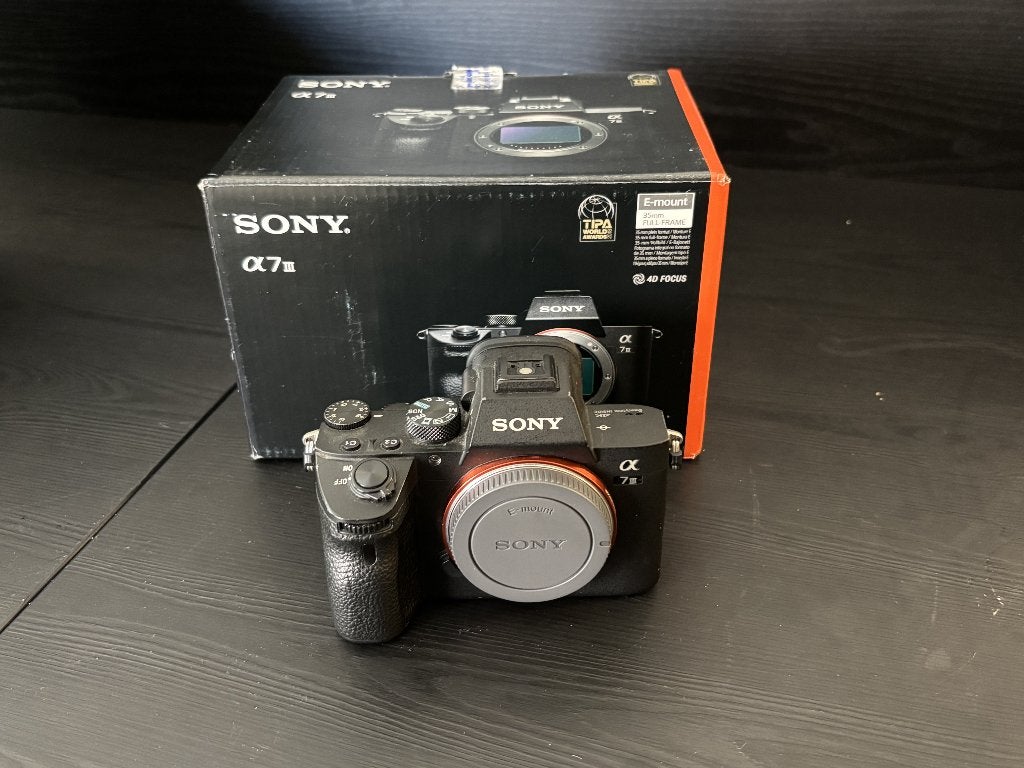 Sony A7III body + doos | 24MP Full Frame | 4K 10-bit, Full HD, 20x of meer, Overige soorten, Ophalen of Verzenden