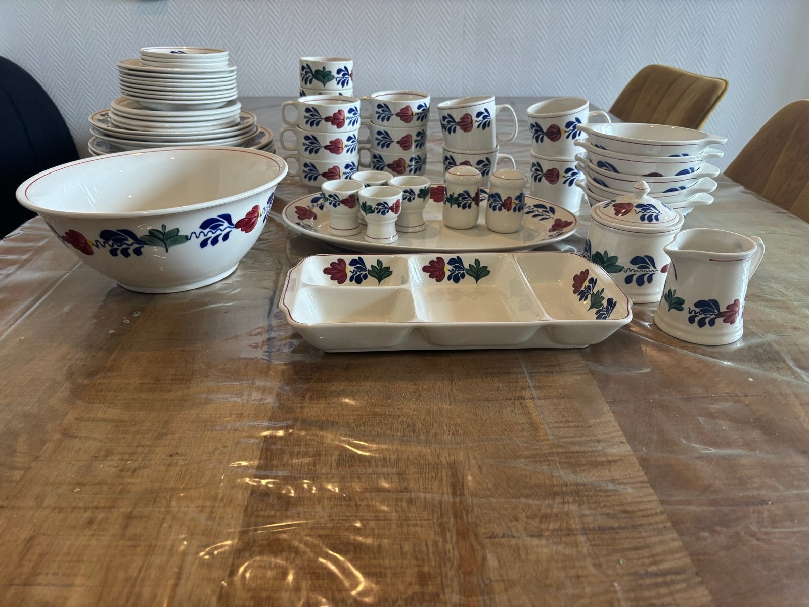 Groot Boerenbont servies - Compleet set, Huis en Inrichting, Keuken | Servies, Ophalen, Gebruikt, Overige merken, Keramiek
