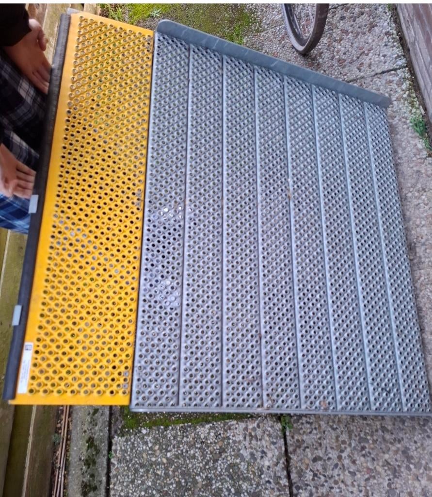 Oprijplaat, Auto diversen, Ophalen of Verzenden, Gebruikt