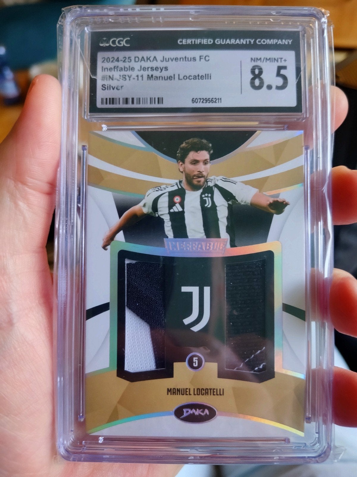 Manuel Locatelli Juventus Daka Patch 13/50 CGC Graded 8,5, Ophalen of Verzenden, Nieuw