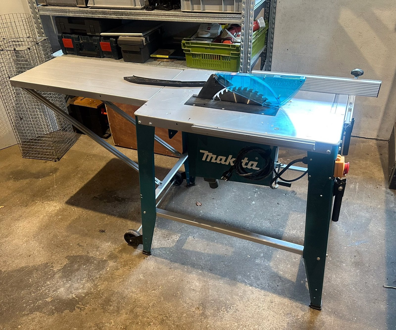 Makita 2712 zaagtafel, Ophalen, Cirkelzaag, 70 mm of meer, Zo goed als nieuw