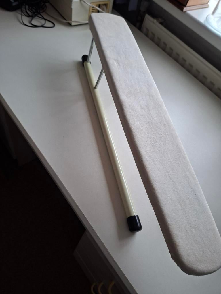 Mouwenplankje miny strijkplankje ideaal voor klein behuisde., Ophalen of Verzenden, Gebruikt