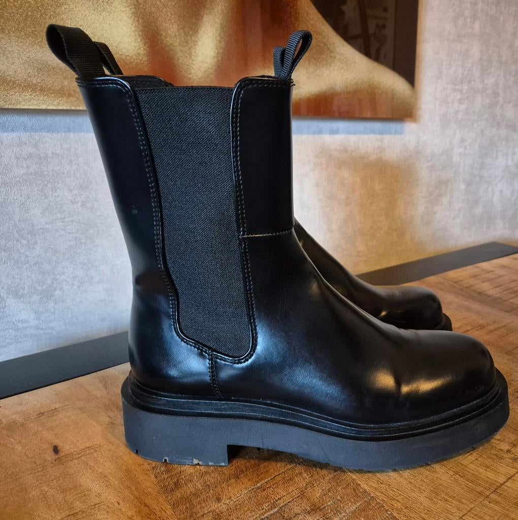 Zwarte laarzen maat 41, Kleding | Dames, Schoenen, Zwart, Lage of Enkellaarzen, Ophalen of Verzenden, Zo goed als nieuw