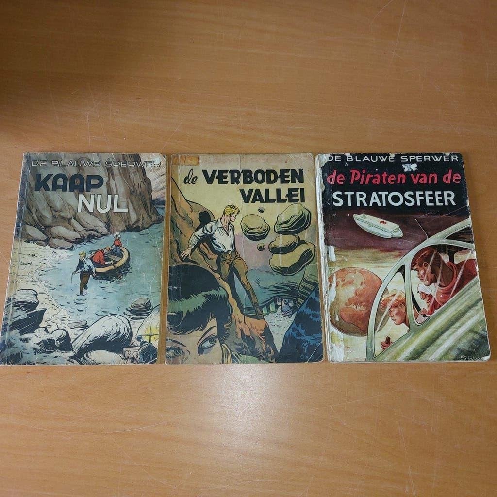 3 x oude nrs De Blauwe Sperwer jaren 50 1e druk 3 5 en 6, Meerdere stripboeken, Ophalen of Verzenden, Gelezen
