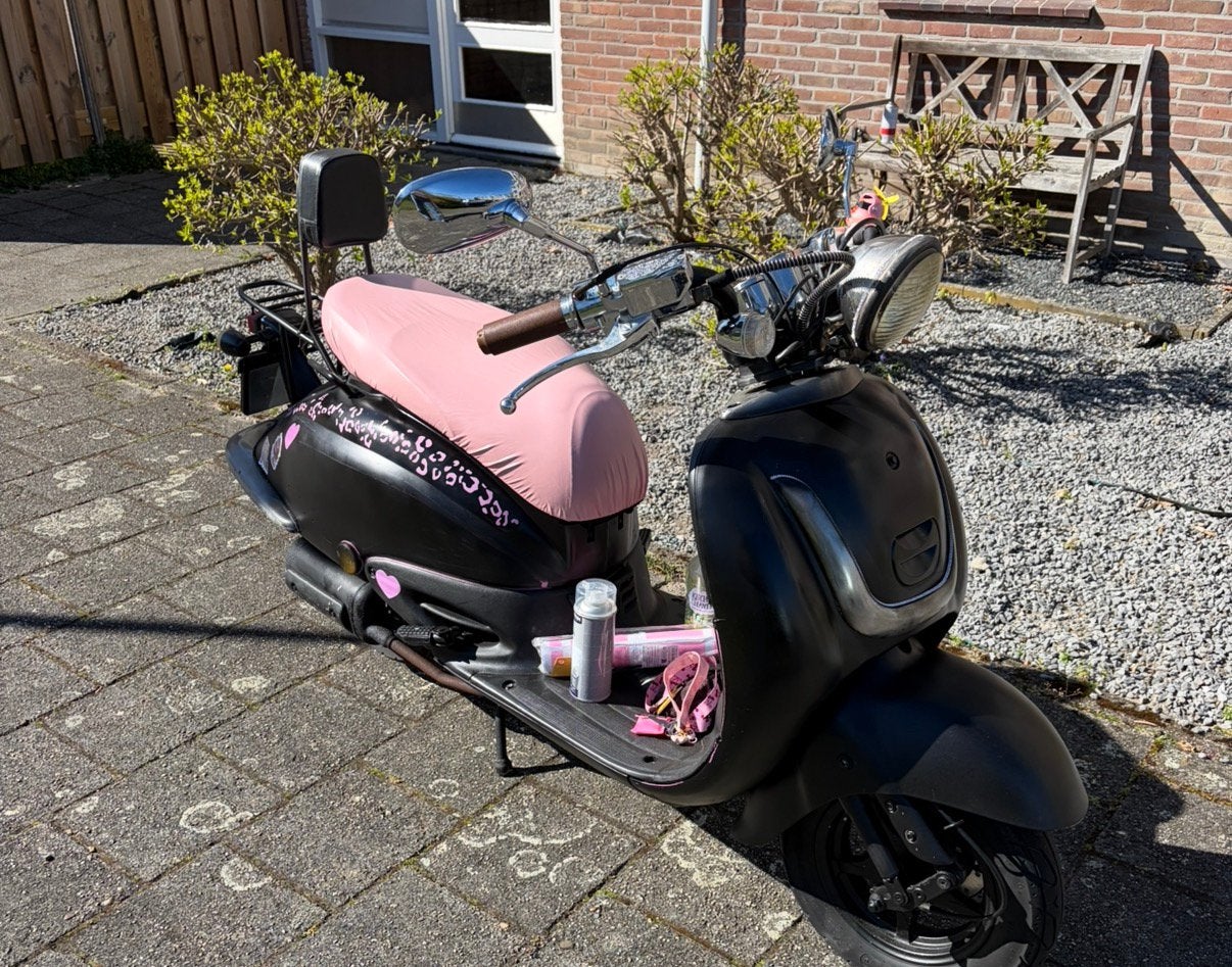 Nette FOSTI, Ophalen, Maximaal 45 km/u, Zo goed als nieuw, Benzine