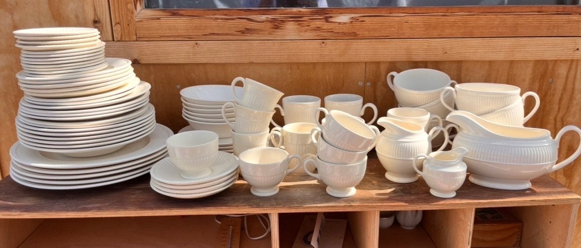 Zeer uitgebreid Wedgwood Windsor servies, Ophalen, Klassiek, Zo goed als nieuw, Wedgwood