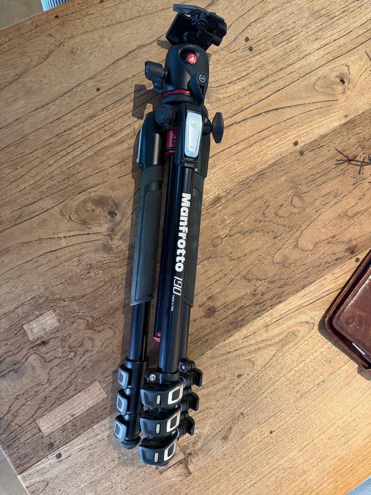 Manfrotto 190 Statief - Nieuwstaat met Balhoofd, Audio, Tv en Foto, Fotografie | Statieven en Balhoofden, Zo goed als nieuw, 150 tot 175 cm