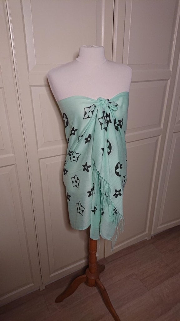 pareoDiverse pareo sarong sauna omslagdoek extra breed groen, Ophalen of Verzenden, Zo goed als nieuw, Groen, Overige typen