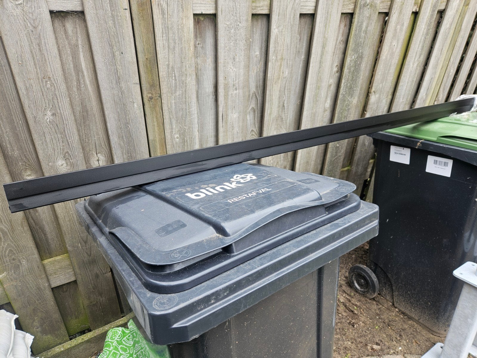 Dak trim zwart nieuw, Ophalen, Nieuw, Veranda