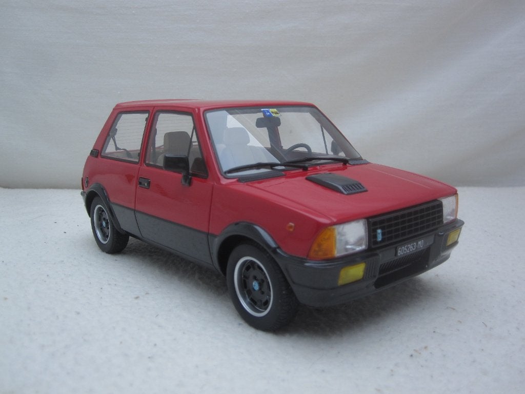 Innocenti De Tomaso Turbo 1983 Rood 1:18 Laudo, Ophalen of Verzenden, Nieuw, Auto, Overige merken