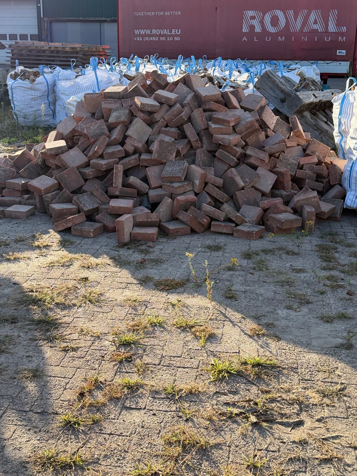 50-60m2 Ouderwetse Rode Tegels - Gratis Af te Halen, Ophalen, Overige materialen, Gebruikt, 10 m² of meer