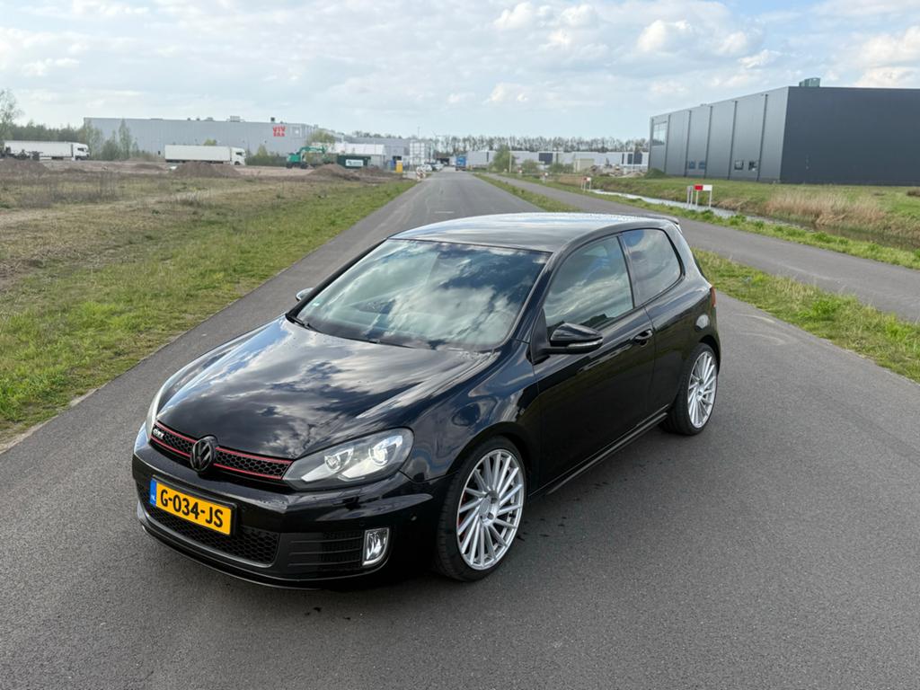 Volkswagen Golf 2.0 GTI 155KW DSG 2010 Zwart, 4 cilinders, Zwart, 14 km/l, Bedrijf