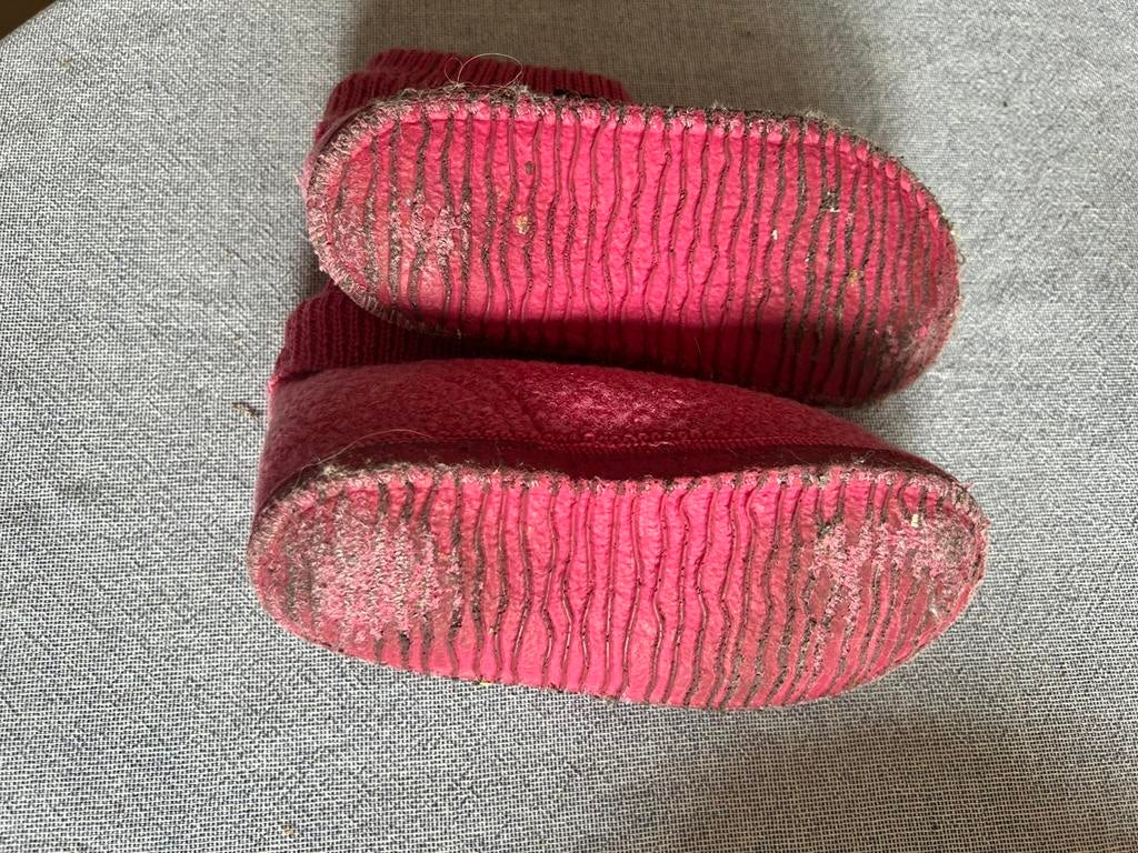 Giesswein pantoffels maat 26, Gebruikt, Meisje, Overige typen, Ophalen of Verzenden