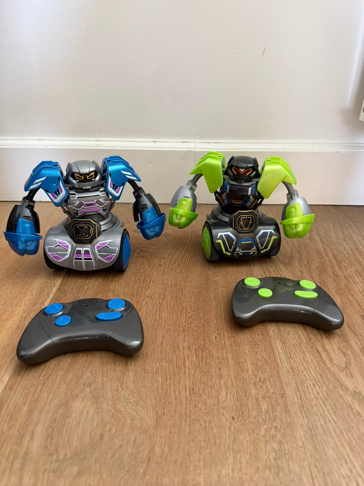 Bestuurbare robots, Ophalen of Verzenden, Zo goed als nieuw