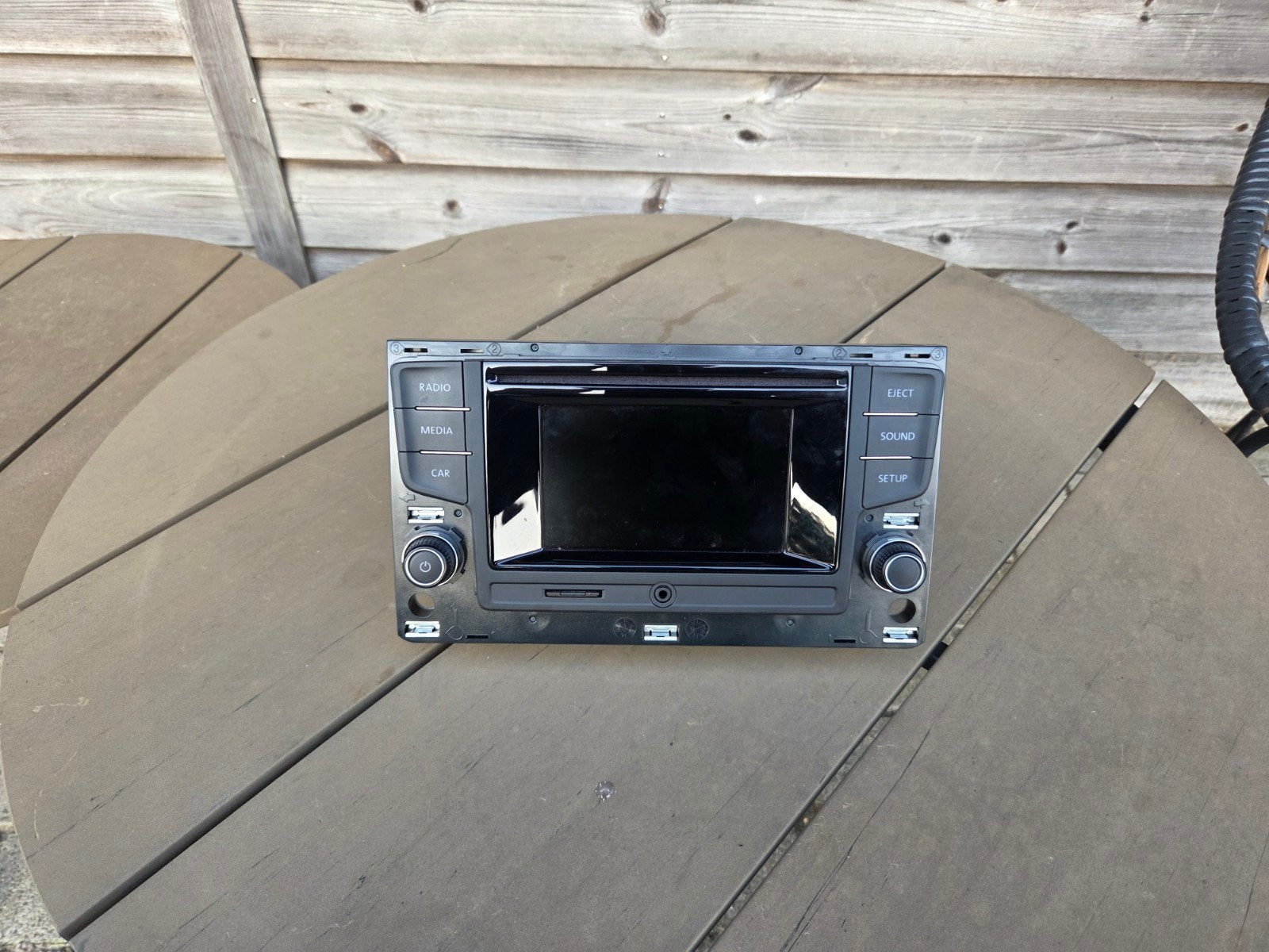 Volkswagen  MIB Entry Radio  met dashboardpaneel, Ophalen, Zo goed als nieuw