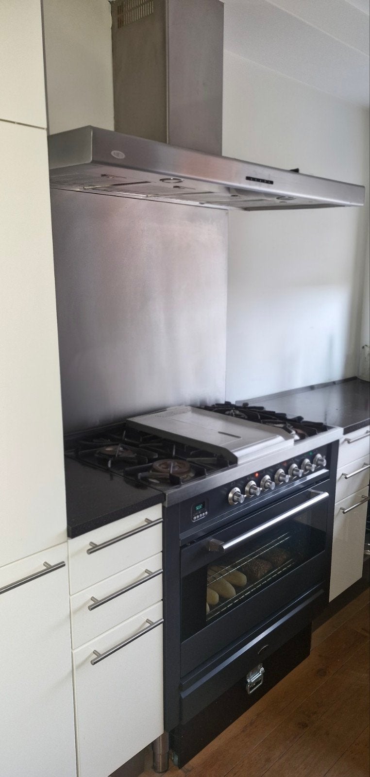 Complete keuken met gasfornuis en afzuigkap, Ophalen, Gebruikt, Hete lucht, 60 cm of meer
