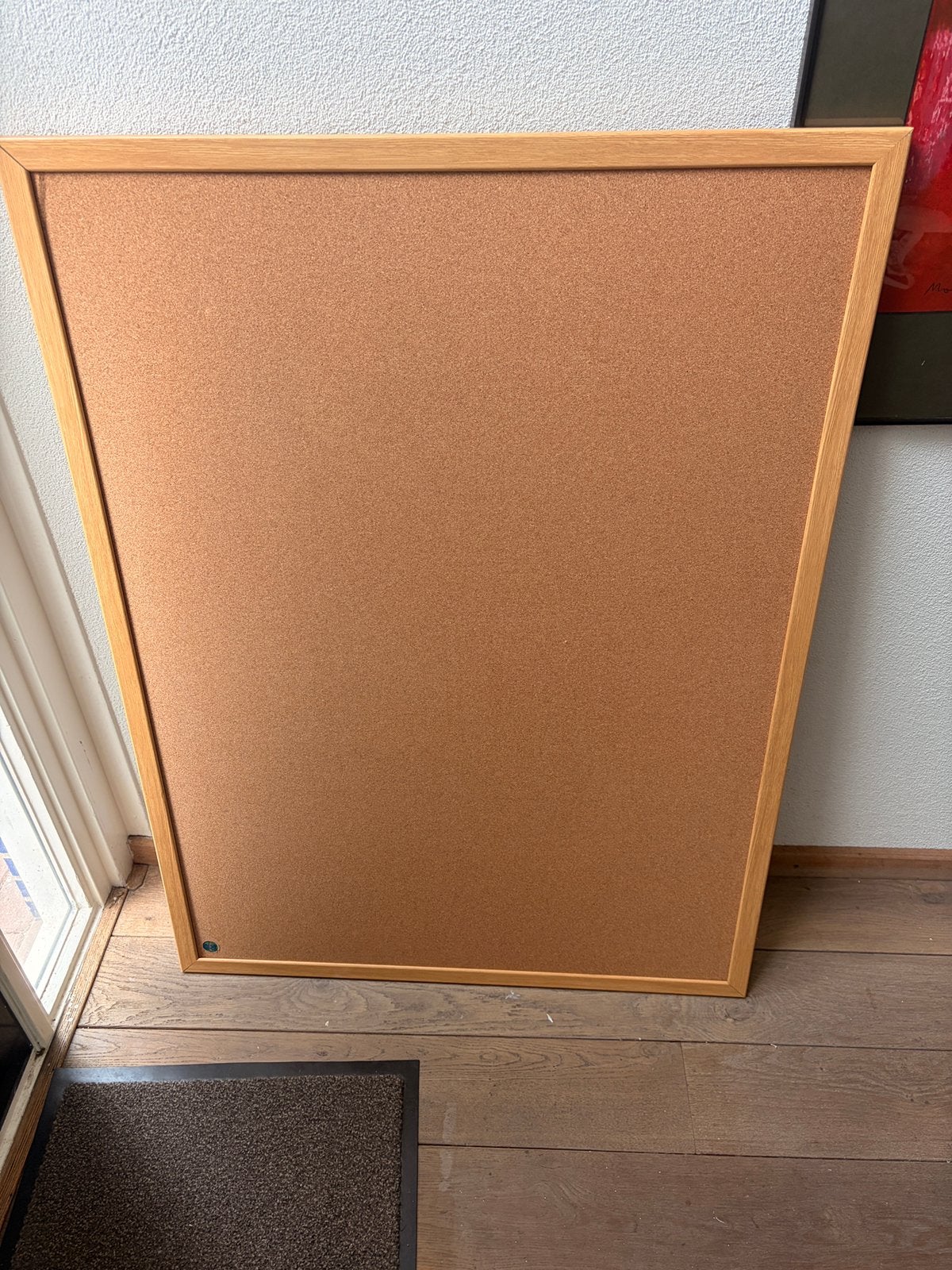 Prikbord met houten lijst - Ophangsysteem, Huis en Inrichting, Woonaccessoires | Memoborden, Ophalen, Zo goed als nieuw, Prikbord