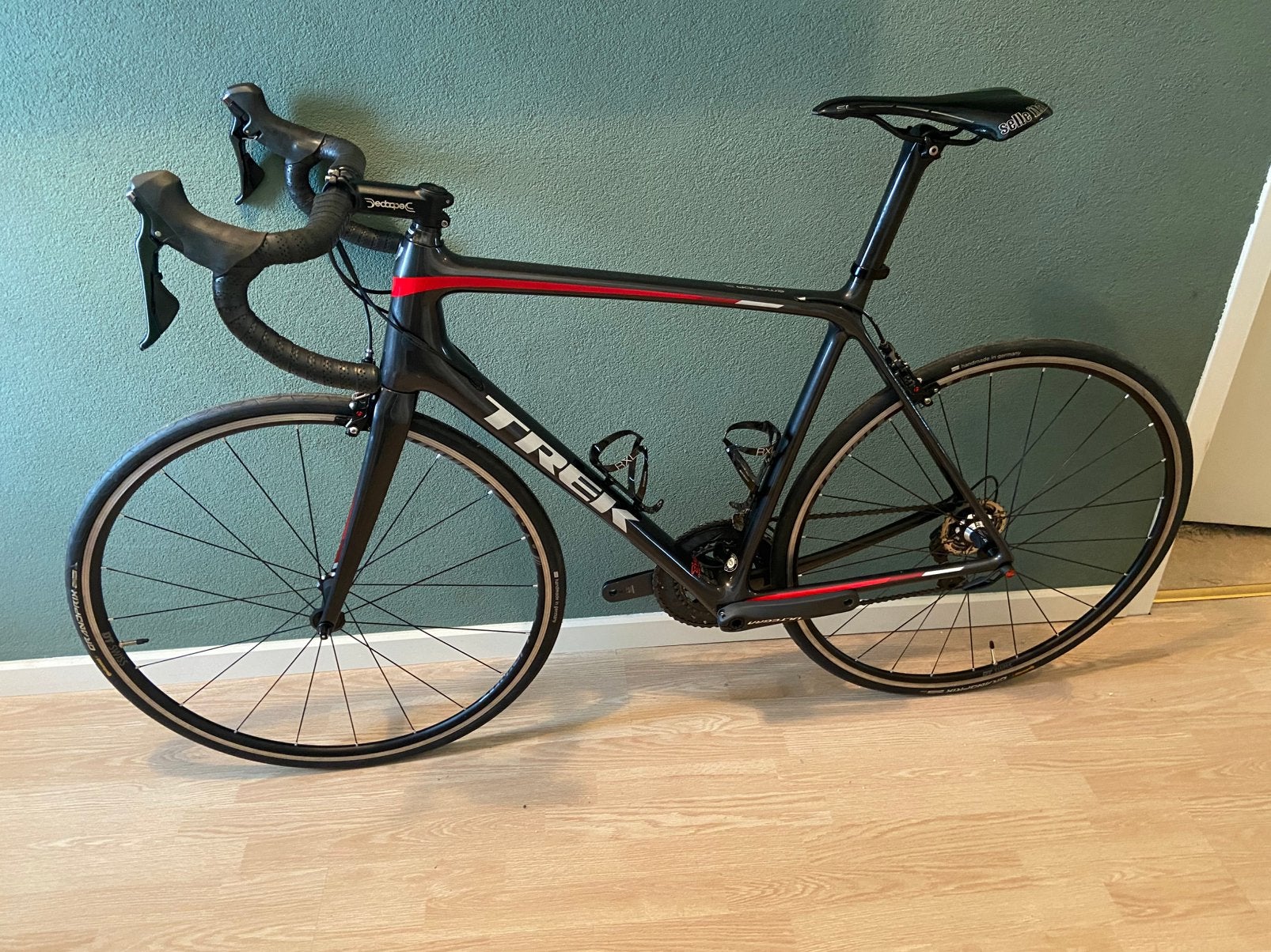 Trek Emonda SL full carbon maat 56, Fietsen en Brommers, Fietsen | Racefietsen, Carbon, Zo goed als nieuw, Meer dan 20 versnellingen