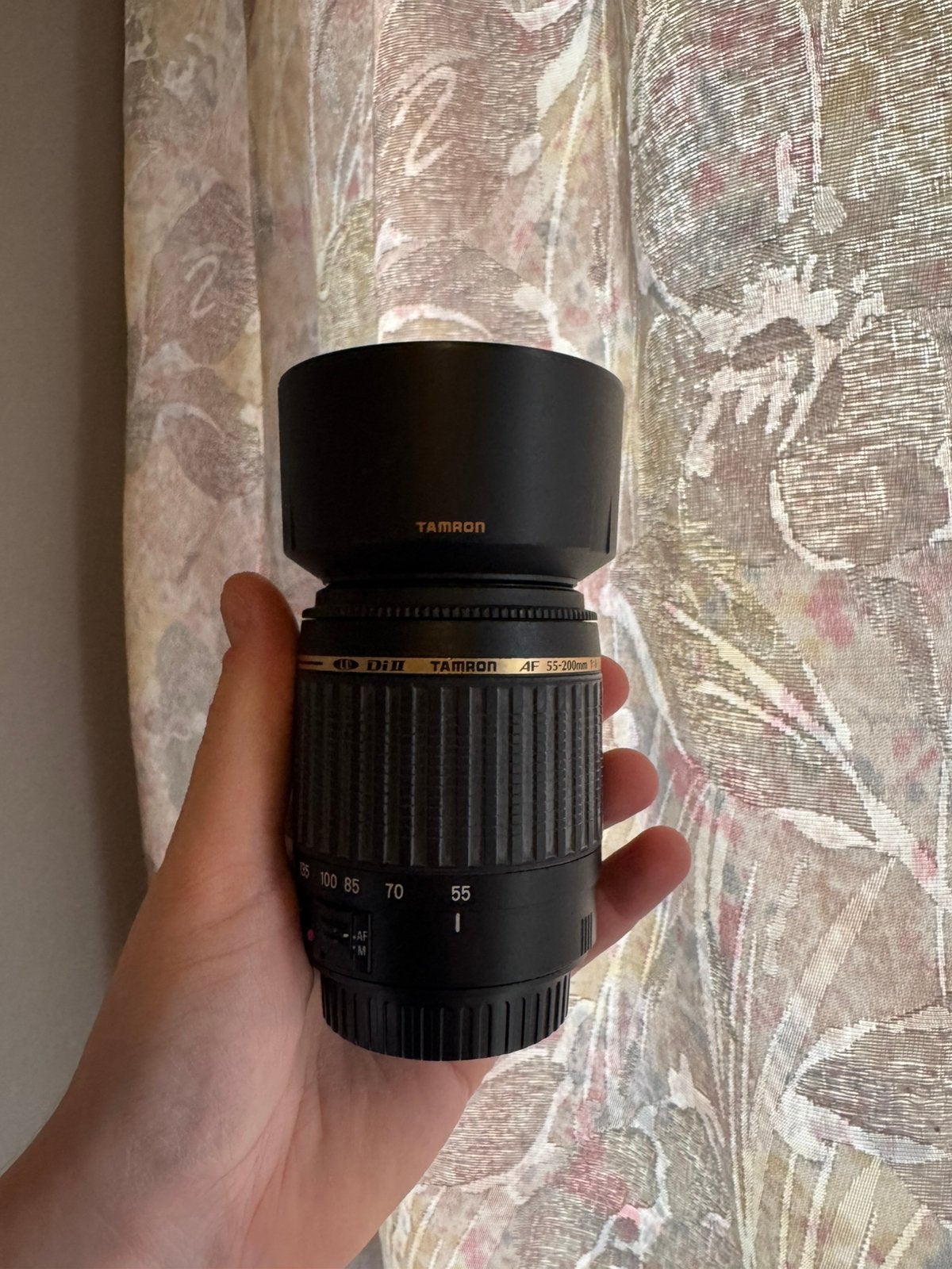 Tamron (Canon) 55-200mm LD Di II telelens + zonnekap, Ophalen, Canon, Telelens, Zo goed als nieuw