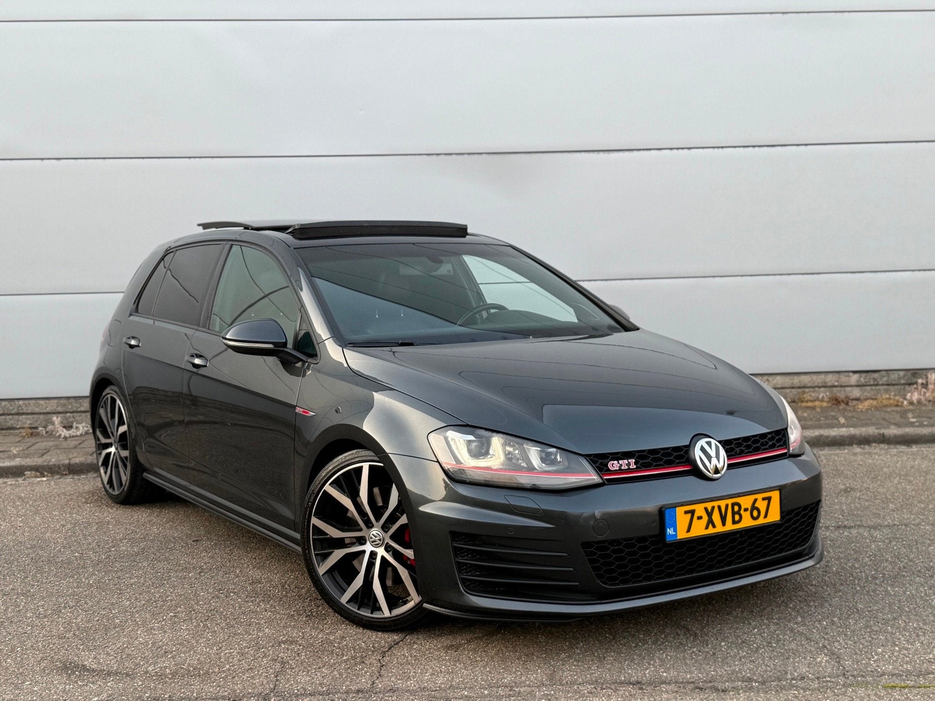 Volkswagen Golf 2.0 TSI GTI Performance DSG ORG NL|NAP|LEER|, Gebruikt, 4 cilinders, 1984 cc, Bedrijf