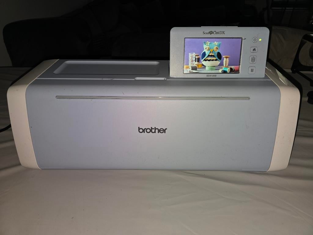 Brother ScanNCut DX SDX1200 + Hittepers + veel vinyl/folie, Ophalen of Verzenden, Zo goed als nieuw