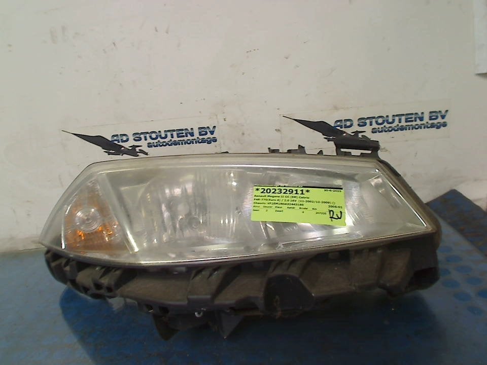 Koplamp Rechts Renault Megane II CC (EM) 2005 89307005, Auto-onderdelen, Verlichting, Gebruikt, Renault Deutschland AG, Dialog.deutschland@renault.de