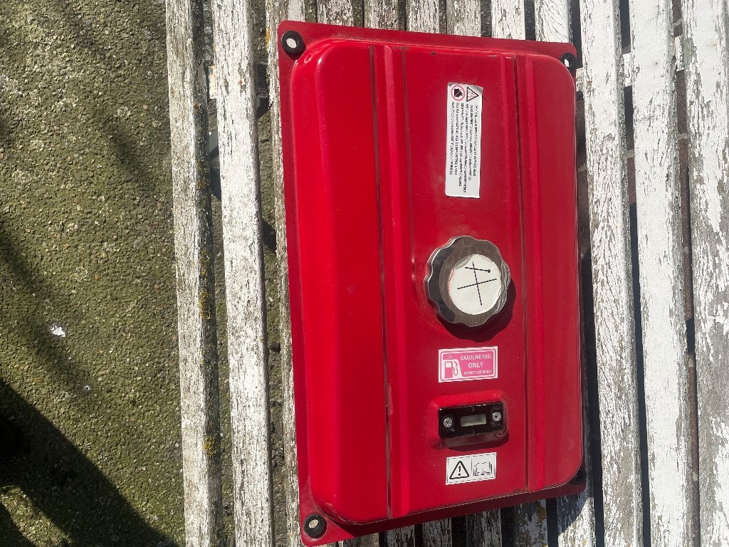 Benzine tankje, Ophalen of Verzenden, Gebruikt