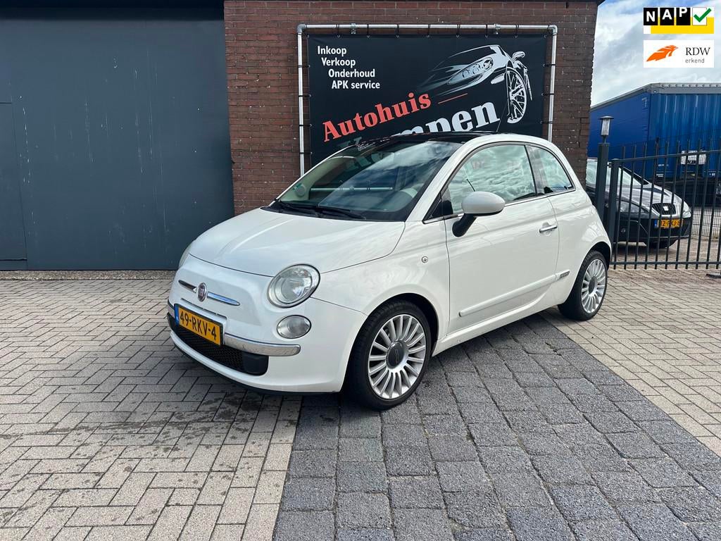 Fiat 500 0.9 TwinAir Lounge Pano-Dak Airco LMV, Auto's, Fiat, Voorwielaandrijving, Euro 5, Gebruikt, 31 €/maand