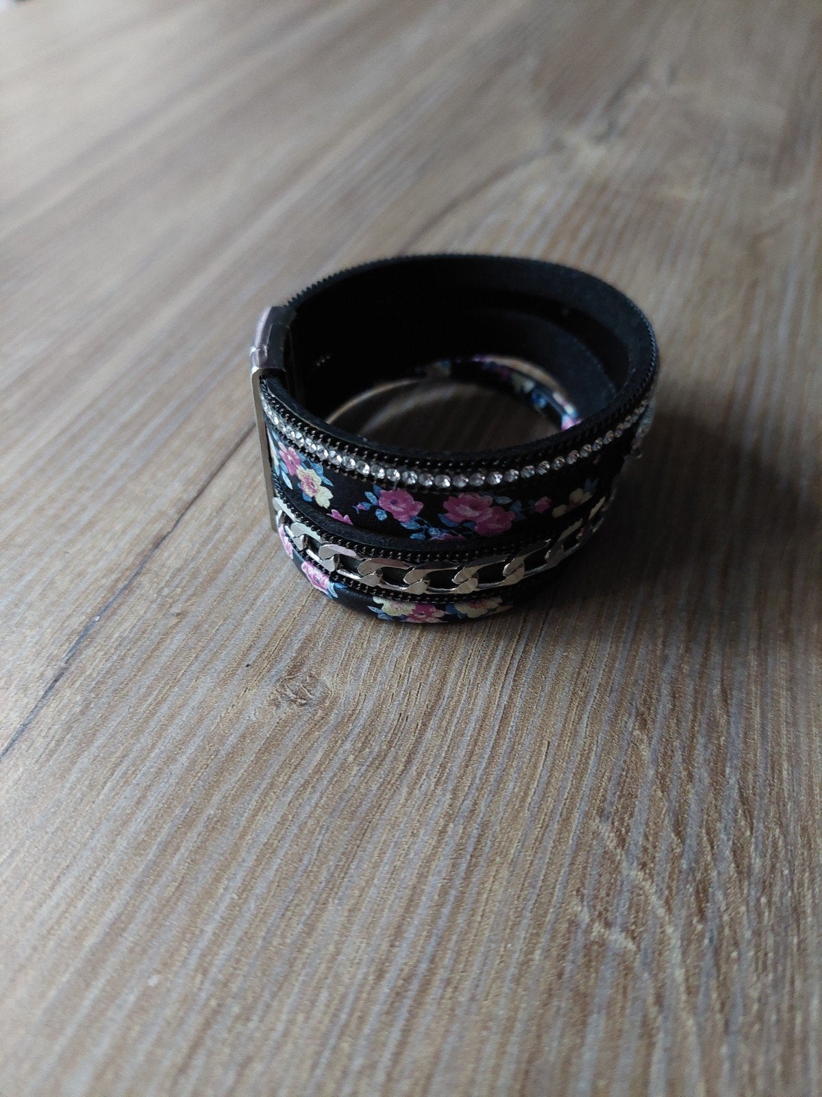 een leuke armband., Sieraden, Tassen en Uiterlijk, Ophalen of Verzenden