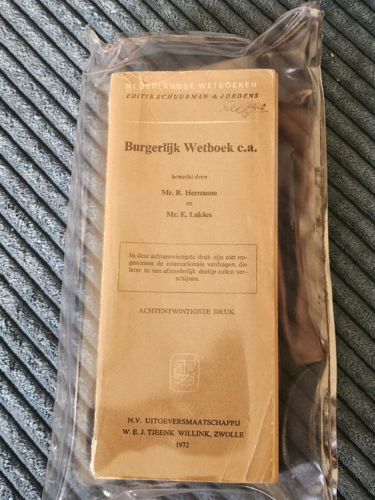 Vintage Burgerlijk Wetboek c.a. (1972) - Schuurman & Jordens, Ophalen of Verzenden, Beta, Gelezen, HBO