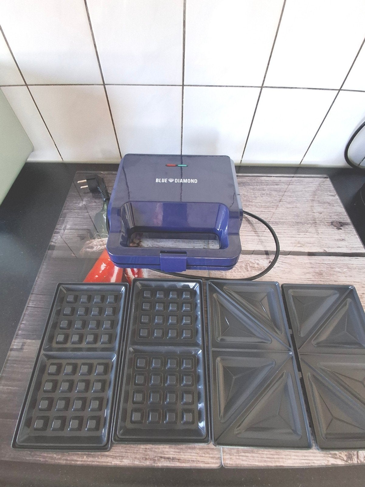 🧇 Blue Diamond 3-in-1 Tosti-, Grill- en Wafelijzer, Ophalen, Uitneembare platen, Gebruikt
