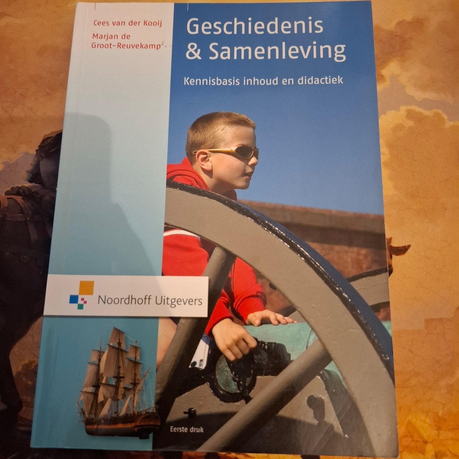 Geschiedenis & Samenleving - Kennisbasis inhoud en didactiek, Ophalen, Zo goed als nieuw, Cees van der Kooij, Marjan de Groot-Reuvekamp
