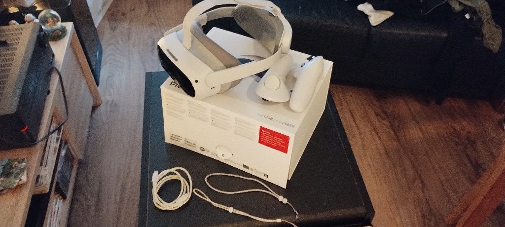 Pico 4 Ultra VR Bril - Goede staat - Gebruikt - 256GB, Ophalen of Verzenden, Zo goed als nieuw, VR-bril, Overige platformen