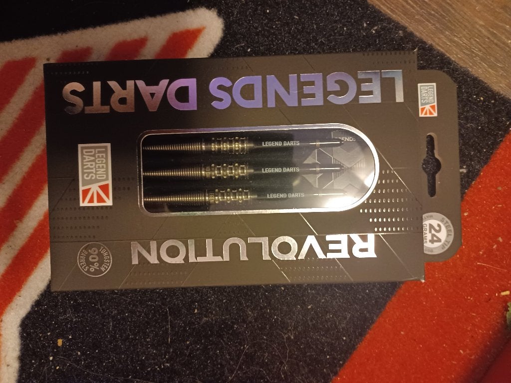 Legend darts, Ophalen of Verzenden, Zo goed als nieuw, Pijlen