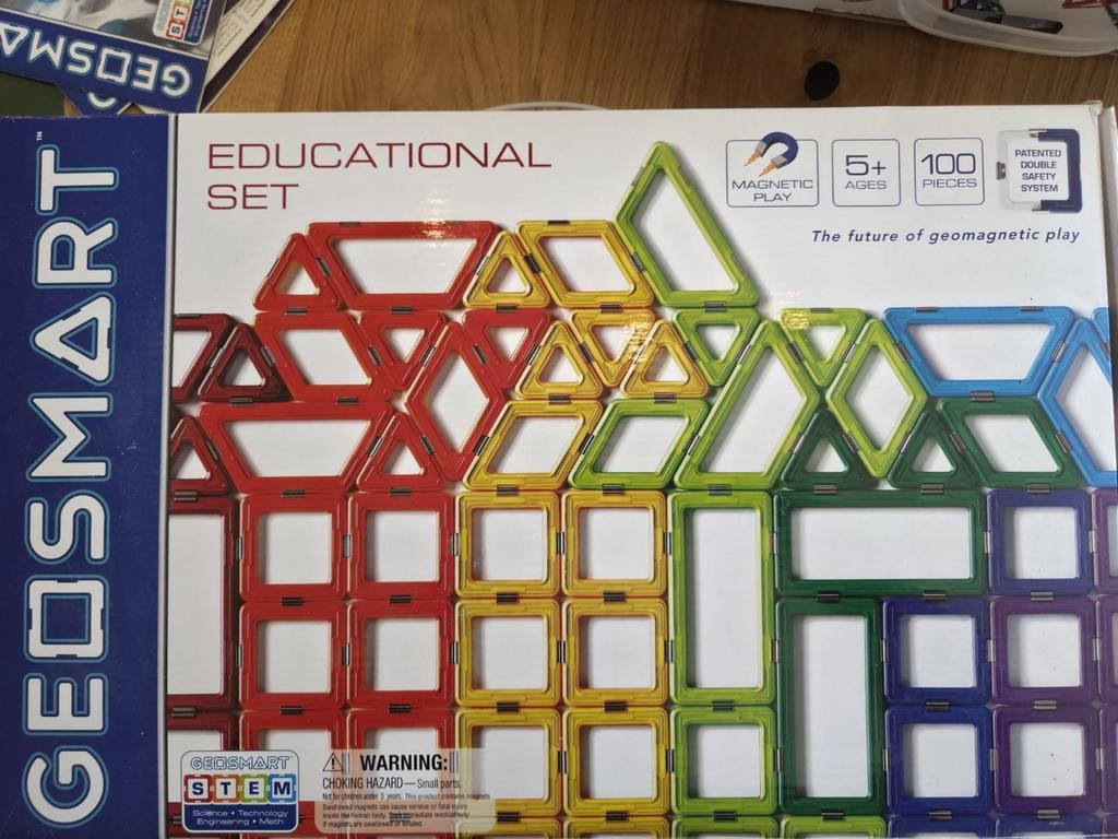 GEOSMART Verschillende sets - Magnetisch Bouwspeelgoed, Kinderen en Baby's, Speelgoed | Bouwstenen, Zo goed als nieuw, Overige merken