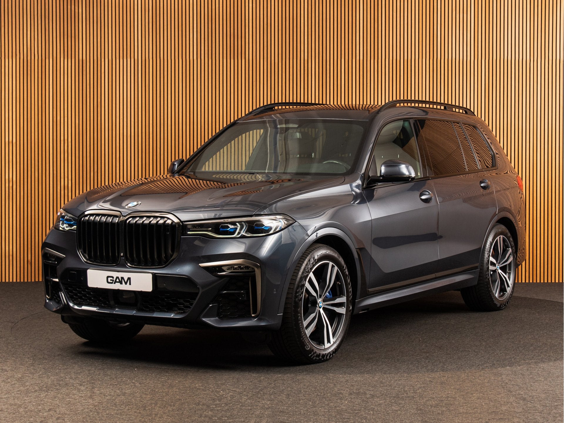 BMW X7 M50i M-SPORT | SKYLOUNGE | B&W | MASSAGE (bj 2020), Automaat, Gebruikt, 4395 cc, 7 stoelen